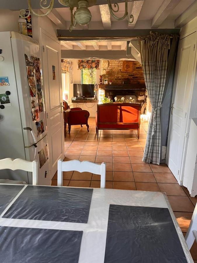 Jolie Maison Normande Au Calme Foulbec Extérieur photo