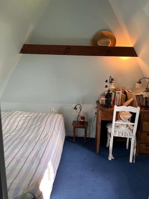Jolie Maison Normande Au Calme Foulbec Extérieur photo
